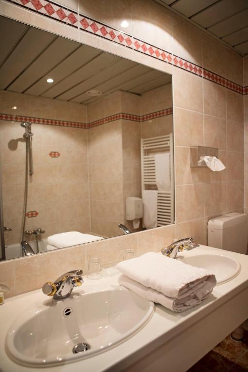 Hotel Elzenveld Antwerp Room photo