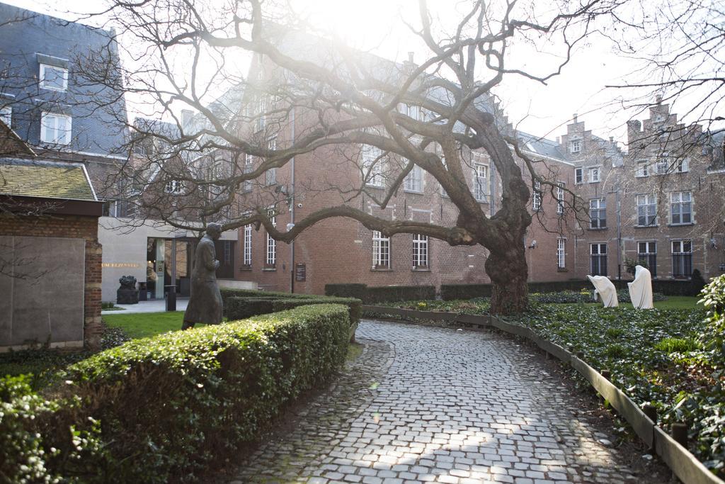 Hotel Elzenveld Antwerp Exterior photo